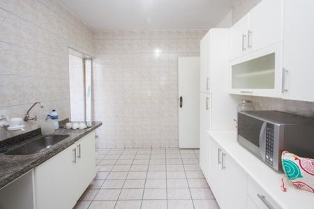 Casa para alugar com 85m², 3 quartos e 1 vaga
