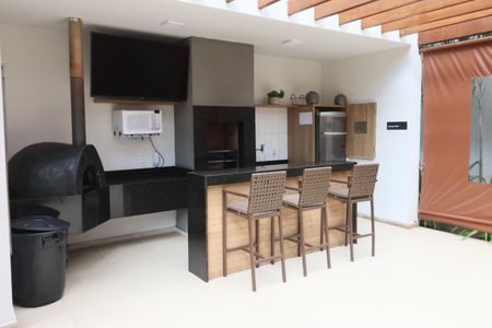 Apartamento à venda com 83m², 2 quartos e 2 vagasÁrea comum - Churrasqueira
