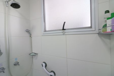 Apartamento à venda com 83m², 2 quartos e 2 vagasBanheiro da Suíte 1