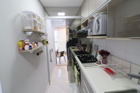 Apartamento à venda com 83m², 2 quartos e 2 vagasCozinha e Área de Serviço