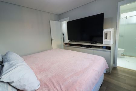 Apartamento à venda com 83m², 2 quartos e 2 vagasSuíte 1