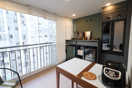Apartamento à venda com 83m², 2 quartos e 2 vagasVaranda gourmet