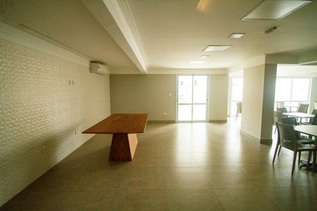 Apartamento para alugar com 83m², 2 quartos e 1 vaga