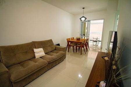 Apartamento para alugar com 83m², 2 quartos e 1 vagaSala