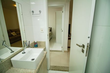 Apartamento para alugar com 83m², 2 quartos e 1 vaga Apartamento para alugar com 83m², 2 quartos e 1 vagaBanheiro