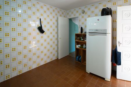 Casa à venda com 150m², 4 quartos e 2 vagas Casa à venda com 150m², 4 quartos e 2 vagasCozinha