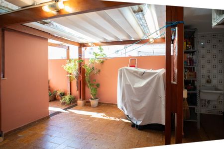 Casa à venda com 150m², 4 quartos e 2 vagas Casa à venda com 150m², 4 quartos e 2 vagasQuintal