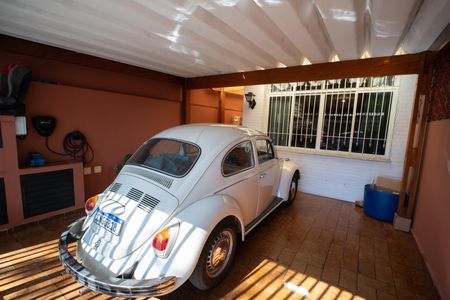 Casa à venda com 150m², 4 quartos e 2 vagas Casa à venda com 150m², 4 quartos e 2 vagasGaragem