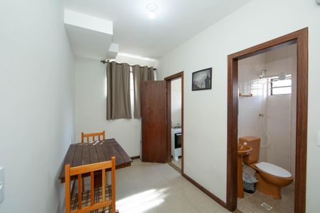 SALA de apartamento para alugar com 1 quarto, 35m² em João Pinheiro, Belo Horizonte