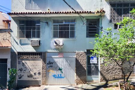 Apartamento para alugar com 65m², 2 quartos e sem vaga Apartamento para alugar com 65m², 2 quartos e sem vagaFachada