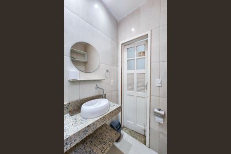 Apartamento para alugar com 65m², 2 quartos e sem vaga Apartamento para alugar com 65m², 2 quartos e sem vagaBanheiro