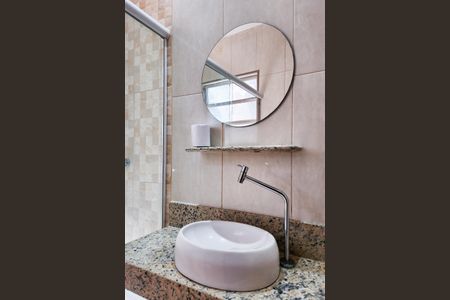 Apartamento para alugar com 65m², 2 quartos e sem vaga Apartamento para alugar com 65m², 2 quartos e sem vagaBanheiro