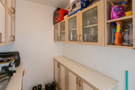 Apartamento à venda com 82m², 3 quartos e 1 vagaÁrea de Serviço