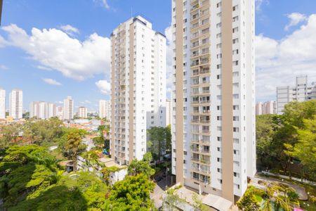 Varanda Sala  de apartamento à venda com 3 quartos, 82m² em Vila Campo Grande, São Paulo