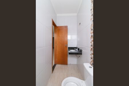 Casa à venda com 132m², 3 quartos e 2 vagas Casa à venda com 132m², 3 quartos e 2 vagasBanheiro da Suíte