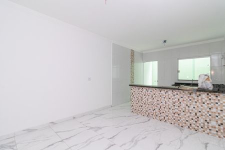 Casa à venda com 132m², 3 quartos e 2 vagas Casa à venda com 132m², 3 quartos e 2 vagasCozinha