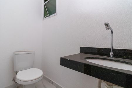 Casa à venda com 132m², 3 quartos e 2 vagas Casa à venda com 132m², 3 quartos e 2 vagasLavabo