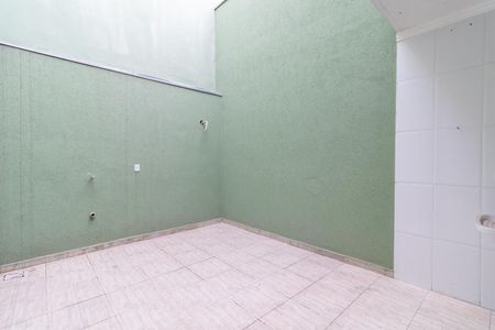 Casa à venda com 132m², 3 quartos e 2 vagas Casa à venda com 132m², 3 quartos e 2 vagasQuintal