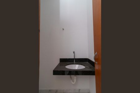 Casa à venda com 132m², 3 quartos e 2 vagas Casa à venda com 132m², 3 quartos e 2 vagasLavabo