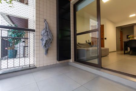 Apartamento à venda com 88m², 3 quartos e 2 vagasVaranda