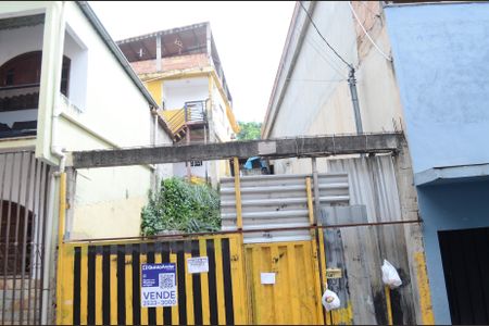 Casa à venda com 180m², 2 quartos e 1 vagaFachada