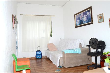 Casa à venda com 180m², 2 quartos e 1 vagaSala