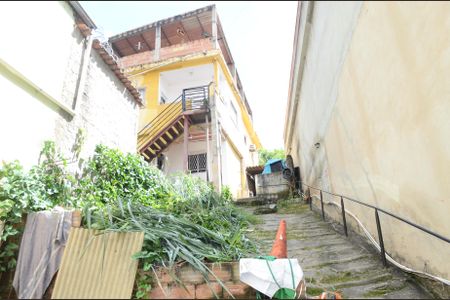 Casa à venda com 180m², 2 quartos e 1 vagaFachada