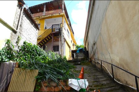 Casa à venda com 180m², 2 quartos e 1 vagaFachada