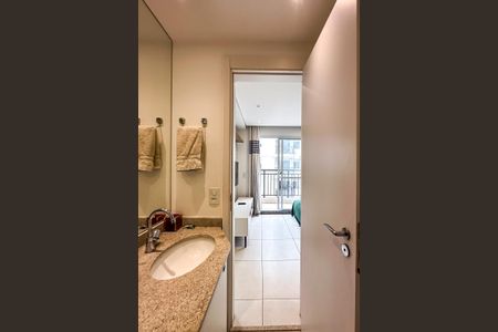 Apartamento à venda com 32m², 1 quarto e 1 vagaBanheiro