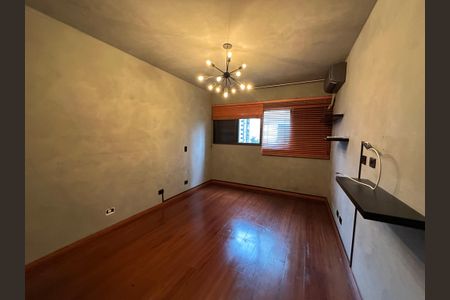 Apartamento para alugar com 300m², 4 quartos e 3 vagasSuíte 2