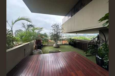 Apartamento para alugar com 300m², 4 quartos e 3 vagasVaranda