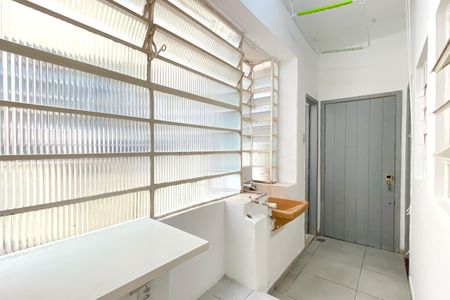 Apartamento para alugar com 130m², 3 quartos e 1 vaga