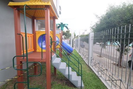 Apartamento à venda com 110m², 3 quartos e 2 vagasÁrea comum - Playground
