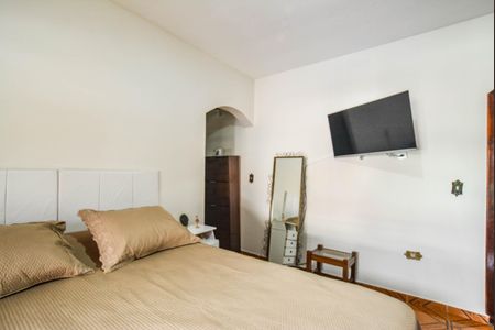 Casa à venda com 212m², 3 quartos e 2 vagasQuarto Suíte