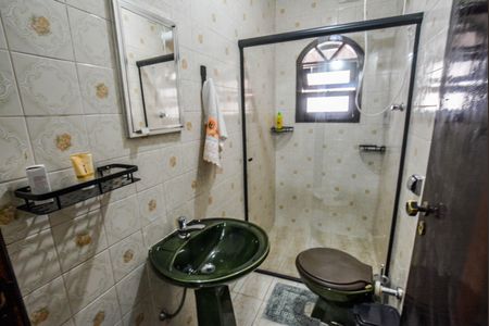 Casa à venda com 212m², 3 quartos e 2 vagasBanheiro da Suíte