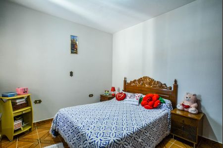 Casa à venda com 212m², 3 quartos e 2 vagasQuarto 2