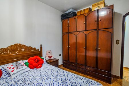 Casa à venda com 212m², 3 quartos e 2 vagasQuarto 2