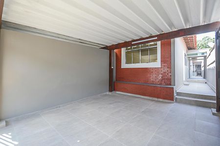 Garagem de casa à venda com 2 quartos, 126m² em Vila Goncalves, São Bernardo do Campo
