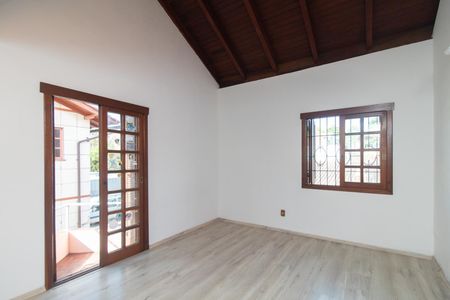 Casa à venda com 3 quartos, 255m² em Serraria, Porto Alegre