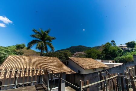 Casa de condomínio à venda com 70m², 2 quartos e 2 vagas Casa de condomínio à venda com 70m², 2 quartos e 2 vagasVista