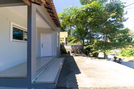 Casa de condomínio à venda com 70m², 2 quartos e 2 vagas Casa de condomínio à venda com 70m², 2 quartos e 2 vagasÁrea externa