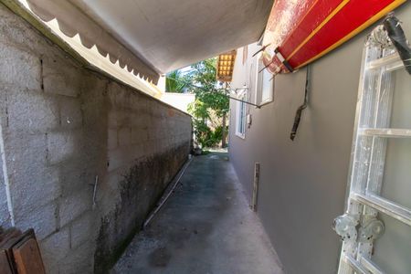 Casa de condomínio à venda com 70m², 2 quartos e 2 vagas Casa de condomínio à venda com 70m², 2 quartos e 2 vagasÁrea externa