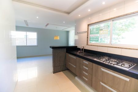 Casa de condomínio à venda com 70m², 2 quartos e 2 vagas Casa de condomínio à venda com 70m², 2 quartos e 2 vagasCozinha