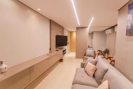 Apartamento à venda com 126m², 3 quartos e 1 vaga Apartamento à venda com 126m², 3 quartos e 1 vagaSala
