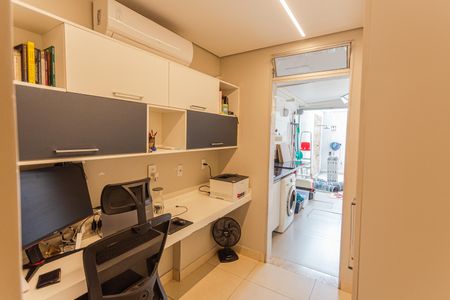 Apartamento à venda com 126m², 3 quartos e 1 vaga Apartamento à venda com 126m², 3 quartos e 1 vagaEscritório