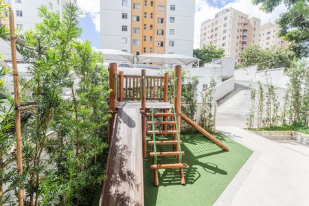 Apartamento à venda com 126m², 3 quartos e 1 vaga Apartamento à venda com 126m², 3 quartos e 1 vagaÁrea comum - Playground