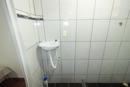 Casa para alugar com 500m², 3 quartos e 4 vagas Casa para alugar com 500m², 3 quartos e 4 vagasBanheiro da Suíte 2