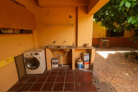 Casa para alugar com 500m², 3 quartos e 4 vagas Casa para alugar com 500m², 3 quartos e 4 vagasÁrea de Serviço