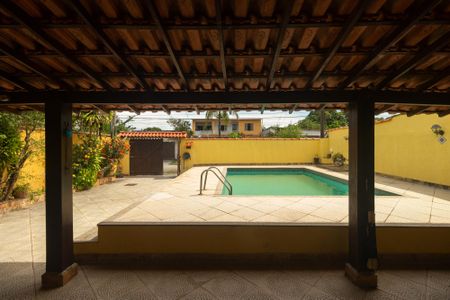 Vista da Sala de casa para alugar com 3 quartos, 500m² em Guaratiba, Rio de Janeiro