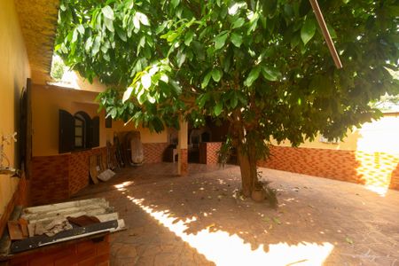 Casa para alugar com 500m², 3 quartos e 4 vagas Casa para alugar com 500m², 3 quartos e 4 vagasVaranda